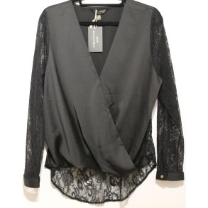 Lipsy London love Michelle Keegan 